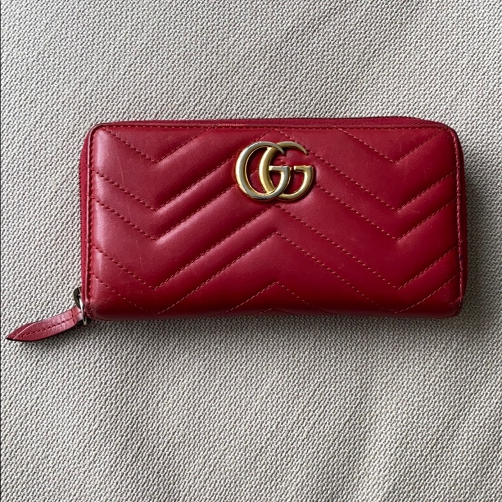 Gucci Marmot Red Chevron Quilted Leather Wallet